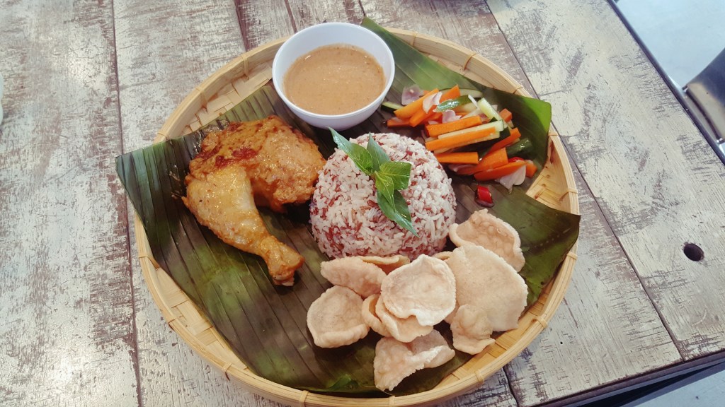 Eat X Dignity @ Sentul- We simply could not stay away :) (Pork Free ...